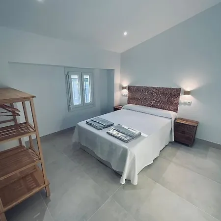 Nomada El Torcal Hotel *